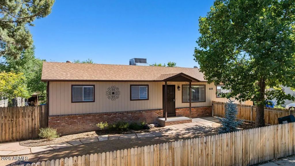 605 Mingus Avenue, Prescott