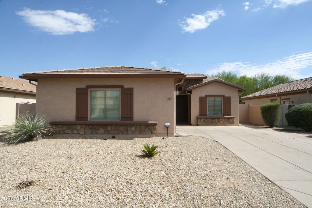 5307 W Beverly Road, Laveen