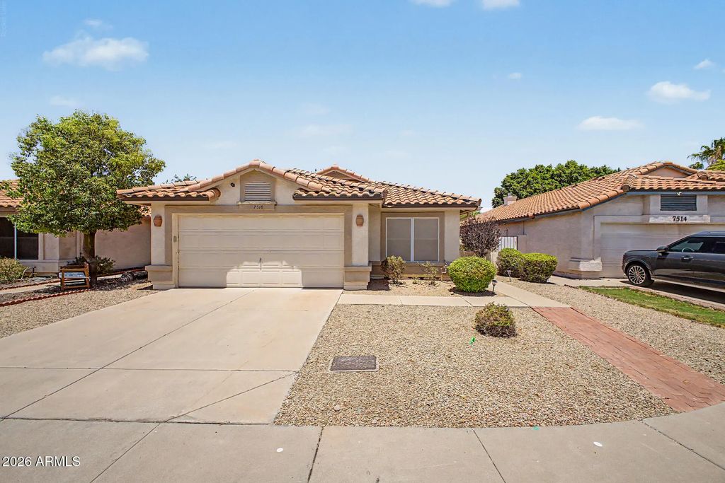 7518 W Kerry Lane, Glendale