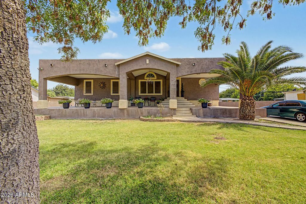 11121 W Hidalgo Avenue, Tolleson