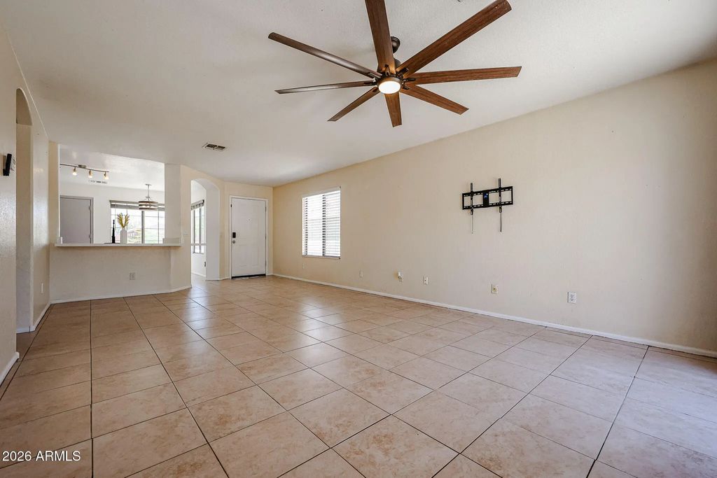 1098 E Nardini Street, San Tan Valley