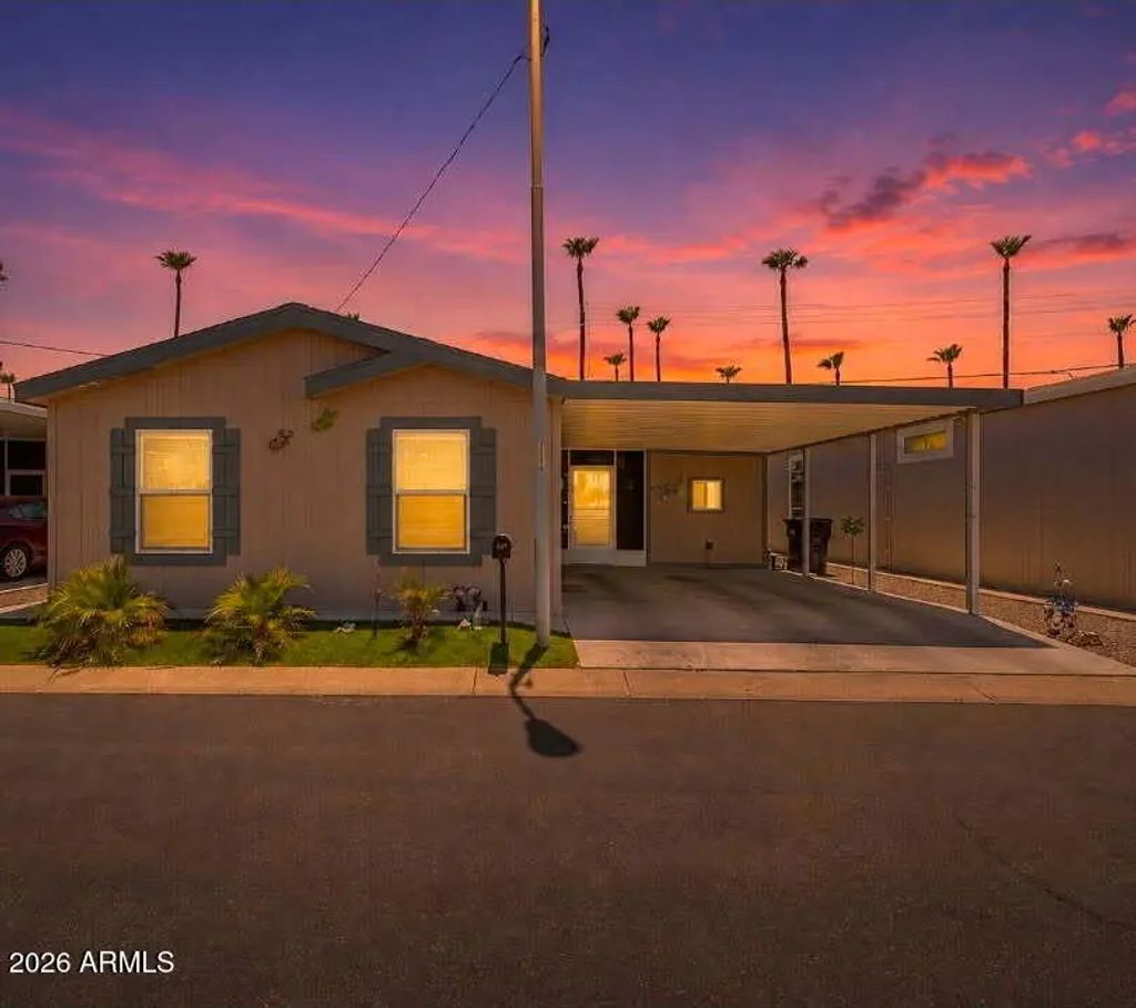 2929 E Main Street (unit 127), Mesa