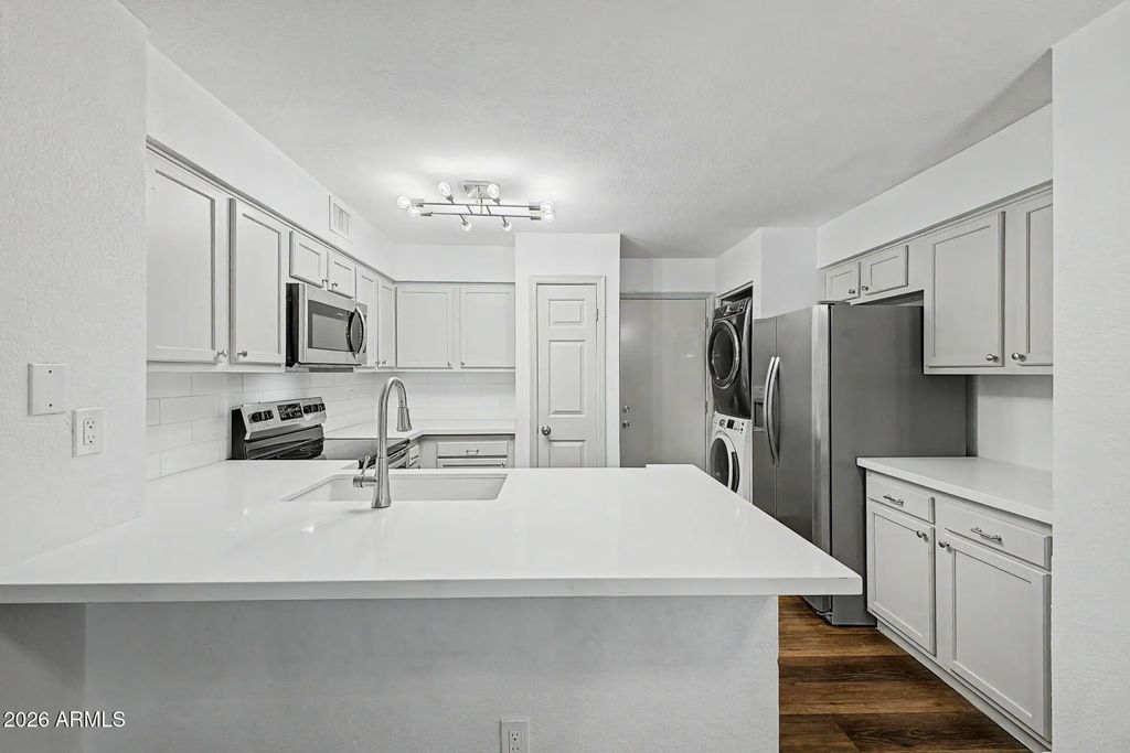 2333 E Southern Avenue (unit 1043), Tempe