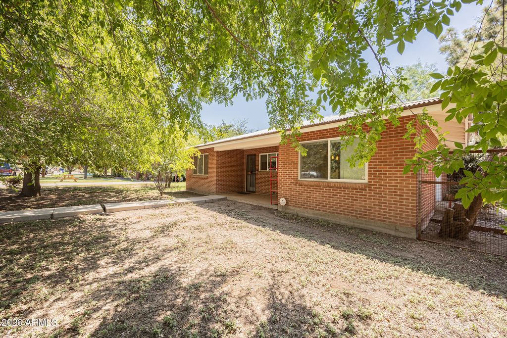 351 E Encanto Drive, Tempe