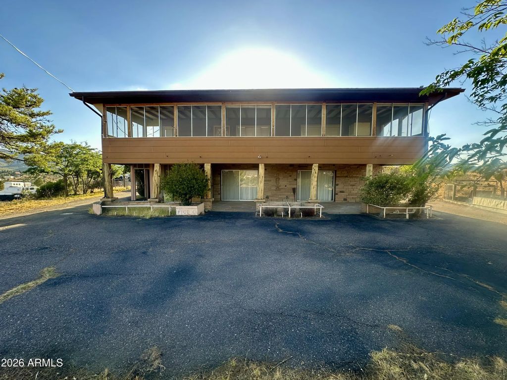 18127 S Tawny Lane, Peeples Valley