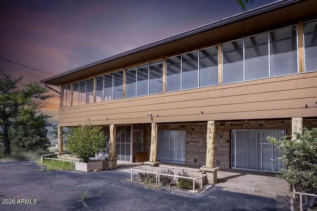 18127 S Tawny Lane, Peeples Valley