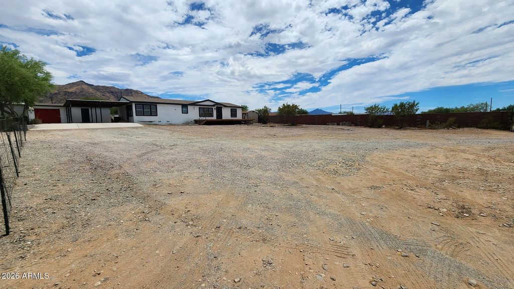 9647 S 30th Drive, Laveen
