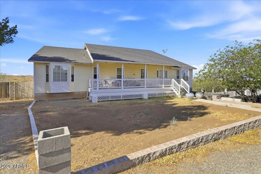 17708 E Bluejay Drive, Mayer