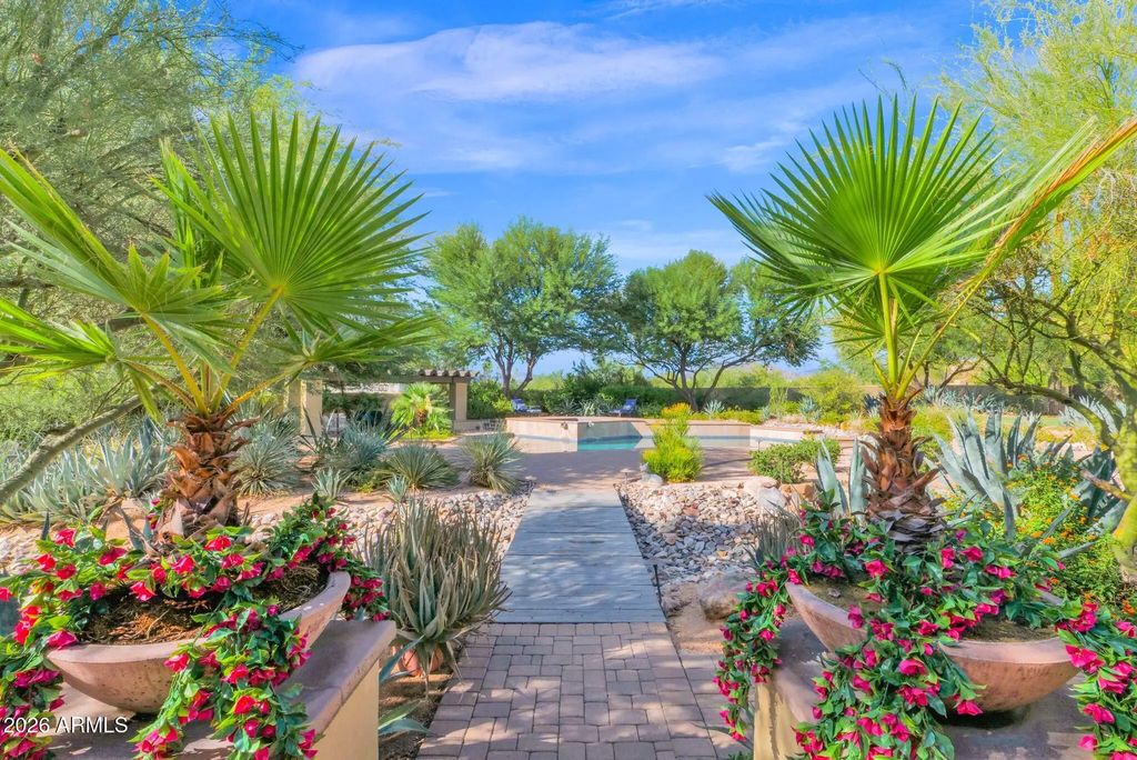 5716 E Milton Drive, Cave Creek