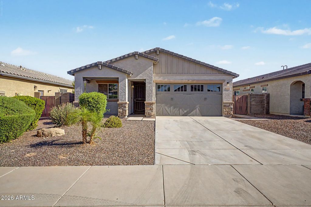17155 W Seldon Lane, Waddell