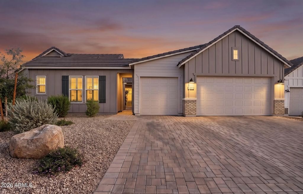 4231 E Desert Vista Trail, Cave Creek
