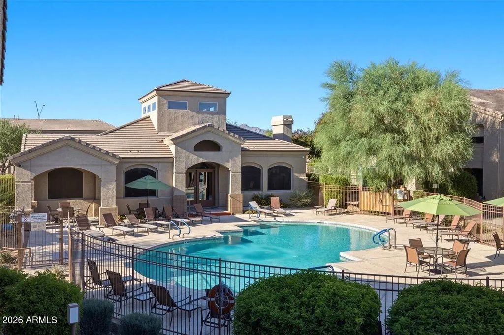 29606 N Tatum Boulevard (unit 215), Cave Creek