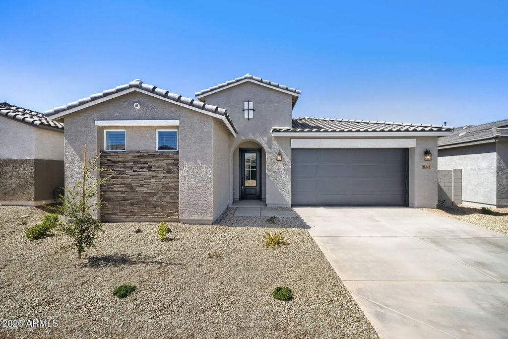 16742 W Spur Drive, Surprise