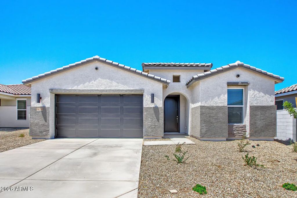 16754 W Spur Drive, Surprise