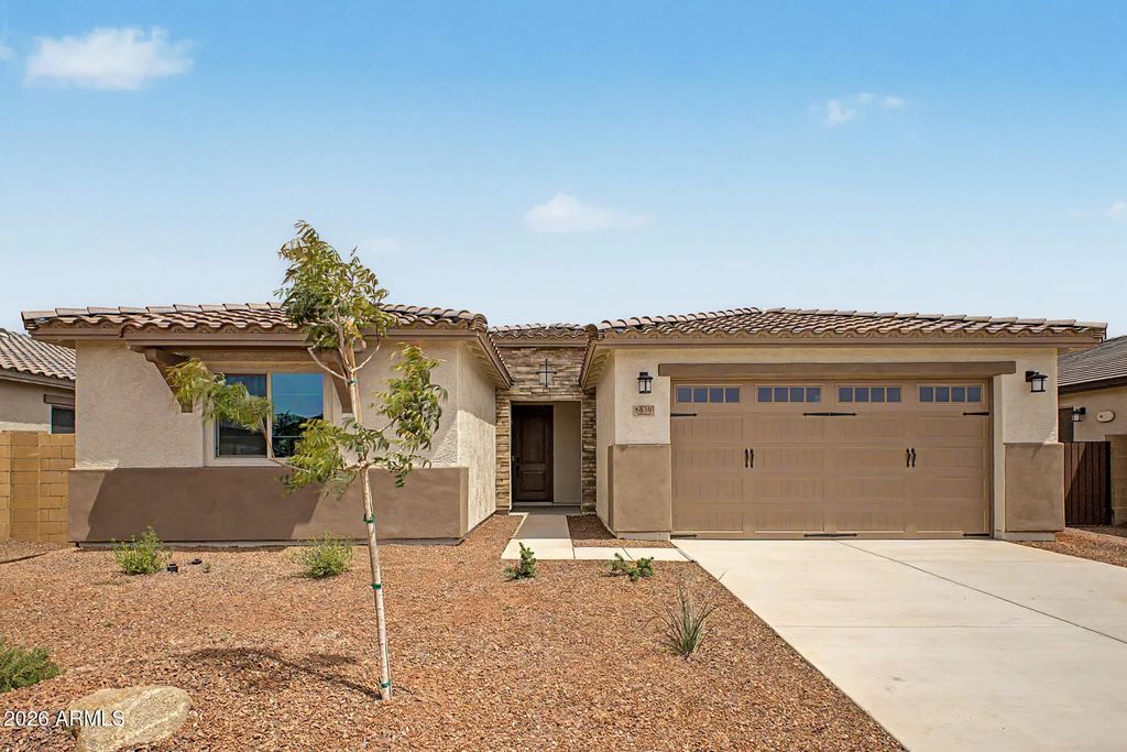 8639 N 176th Lane, Waddell
