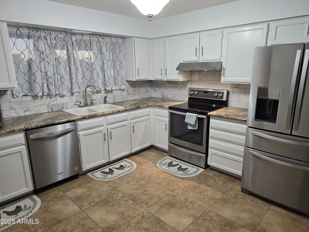1602 E Grove Avenue, Mesa