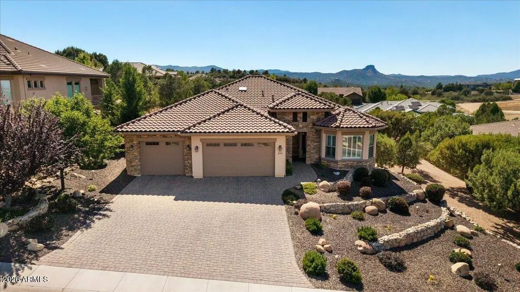894 Canyon Breeze Court, Prescott