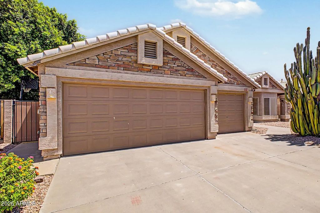 6374 W Firebird Drive, Glendale