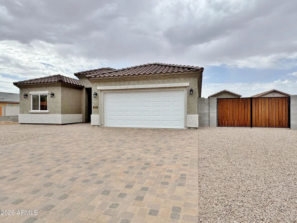 9240 W Debbie Lane, Arizona City