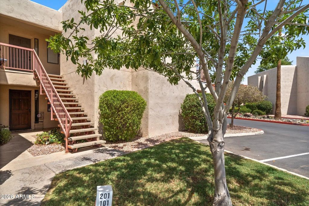 9340 N 92nd Street (unit 101), Scottsdale