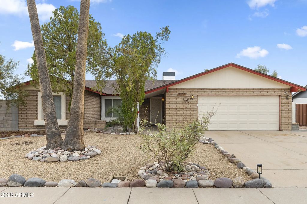 5107 W Corrine Drive, Glendale