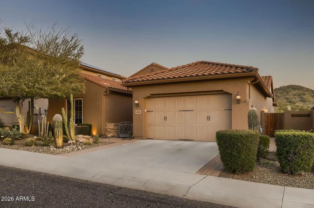2025 W Steed Ridge, Phoenix