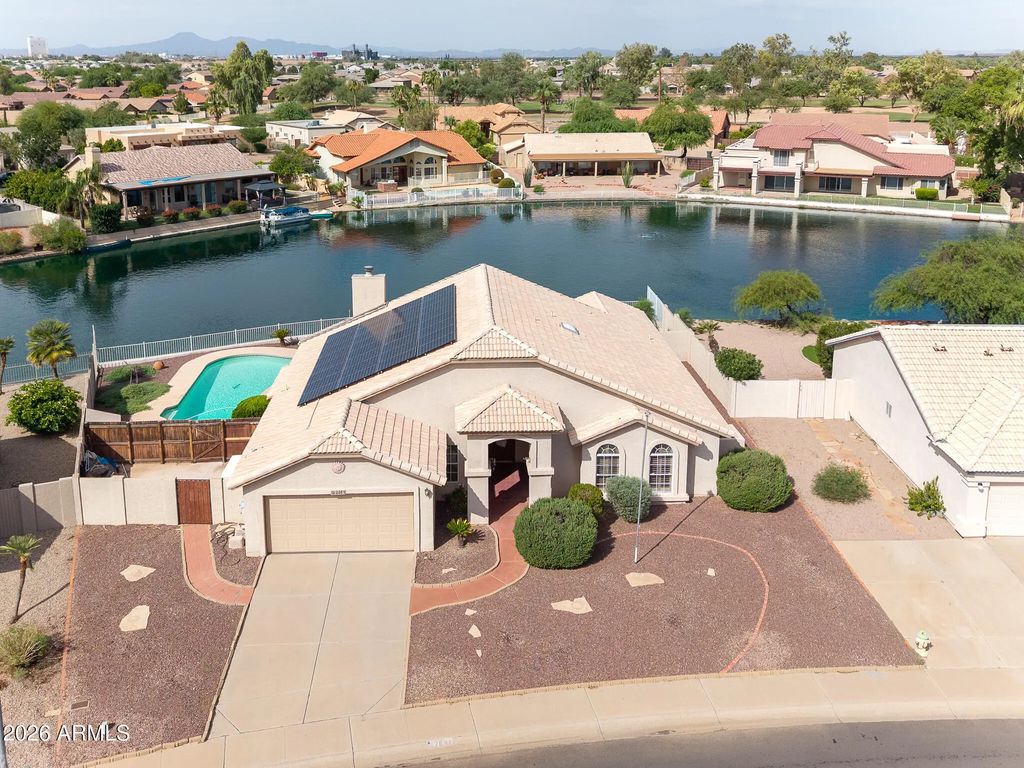 2081 N Pebble Beach Drive, Casa Grande