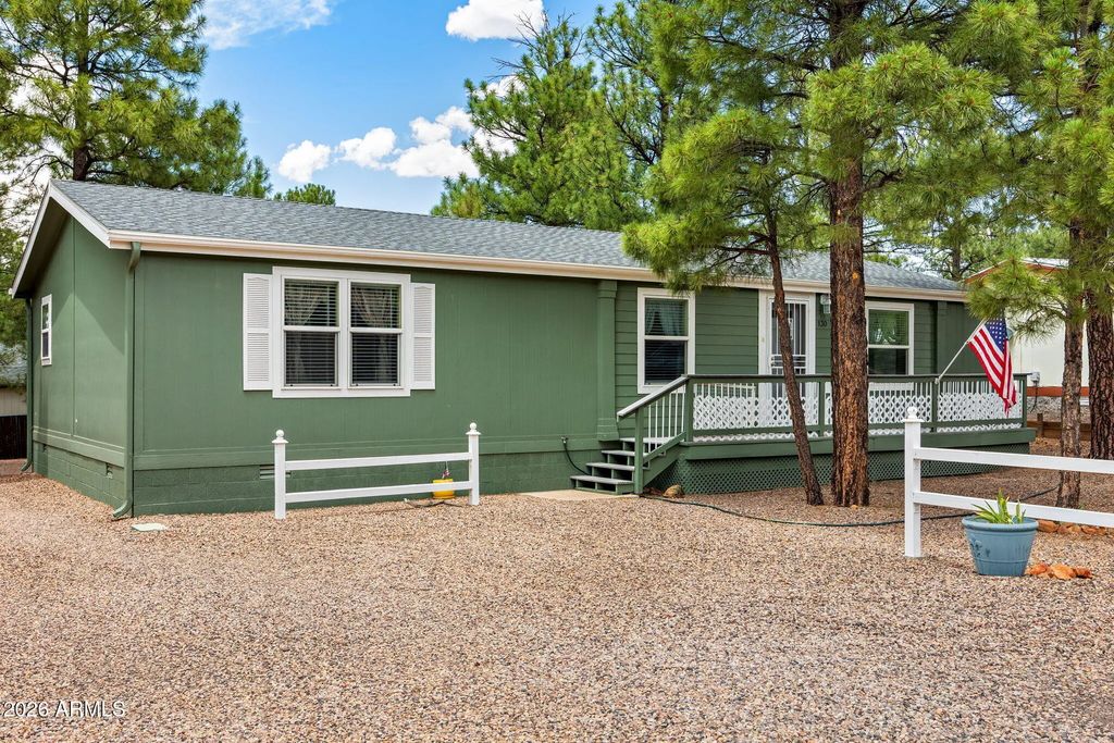 130 E Reidhead Street, Show Low