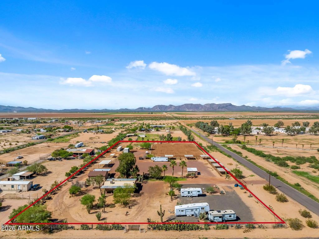 50702 W Hector Road, Aguila