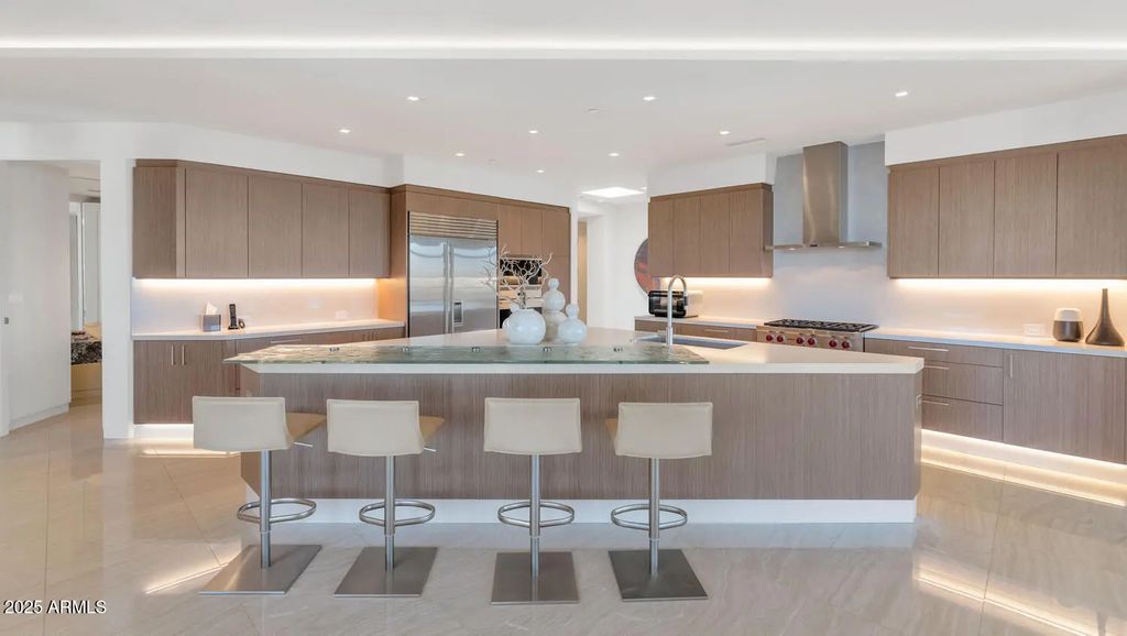 3801 N Goldwater Boulevard (unit 400), Scottsdale