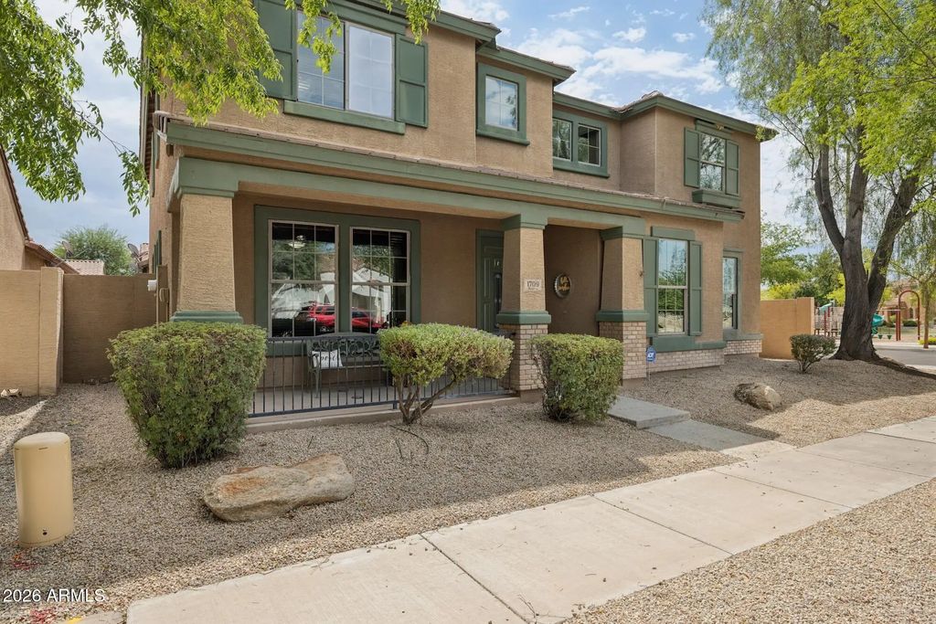 1709 S Penrose Drive, Gilbert