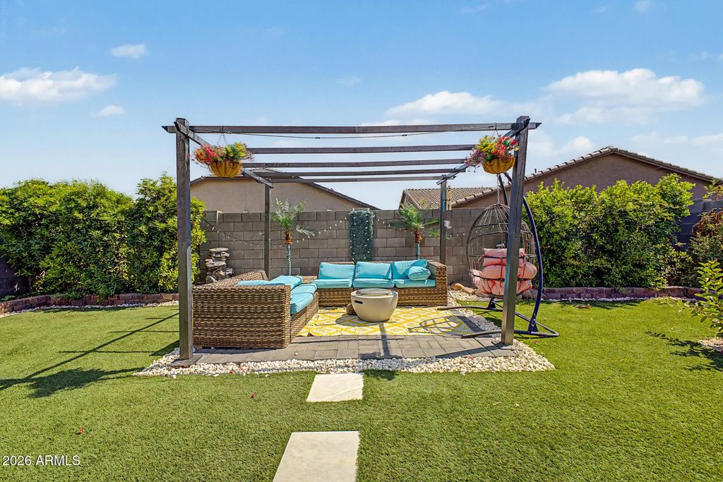 12333 W Kaler Drive, Glendale