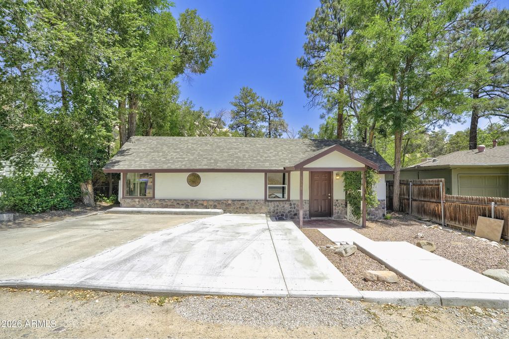 1548 Oregon Avenue, Prescott