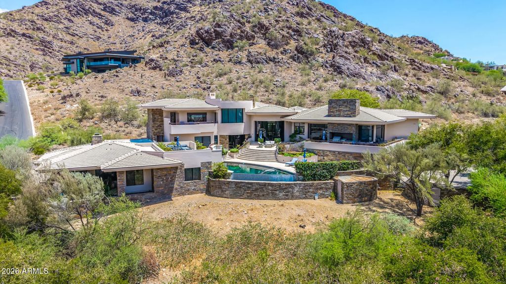 7451 N Las Brisas Lane, Paradise Valley