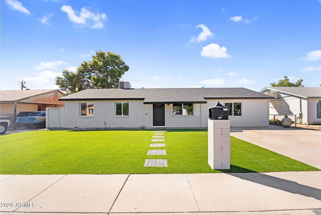 3545 E Friess Drive, Phoenix