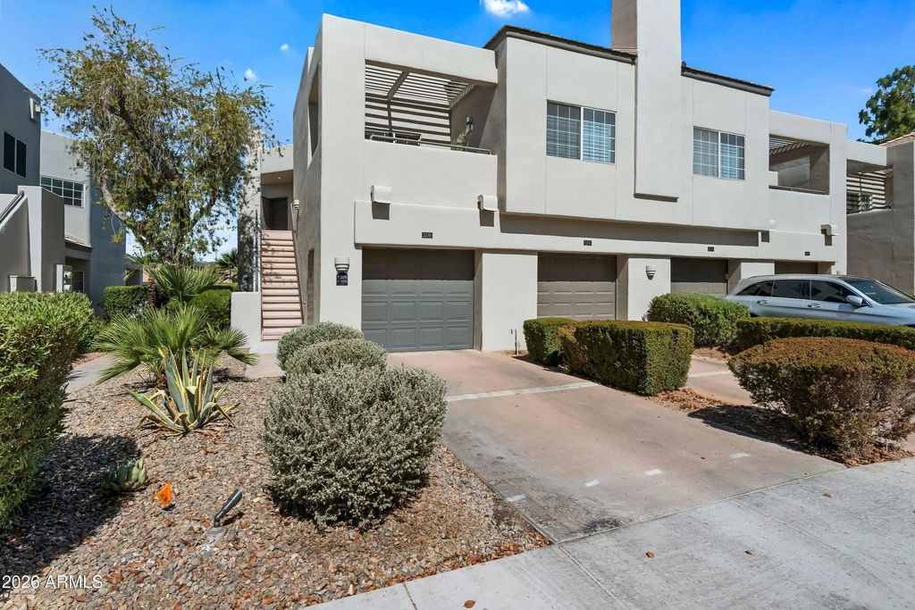 7710 E Gainey Ranch Road (unit 206), Scottsdale