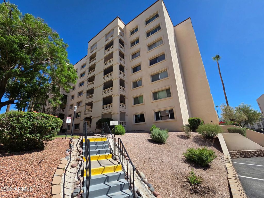 7830 E Camelback Road (unit 104), Scottsdale