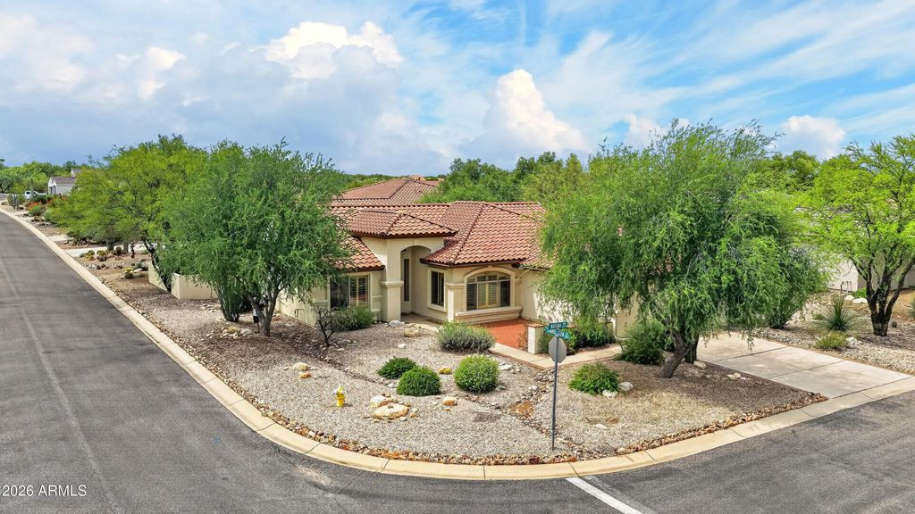 2654 E Nathan Way, Green Valley