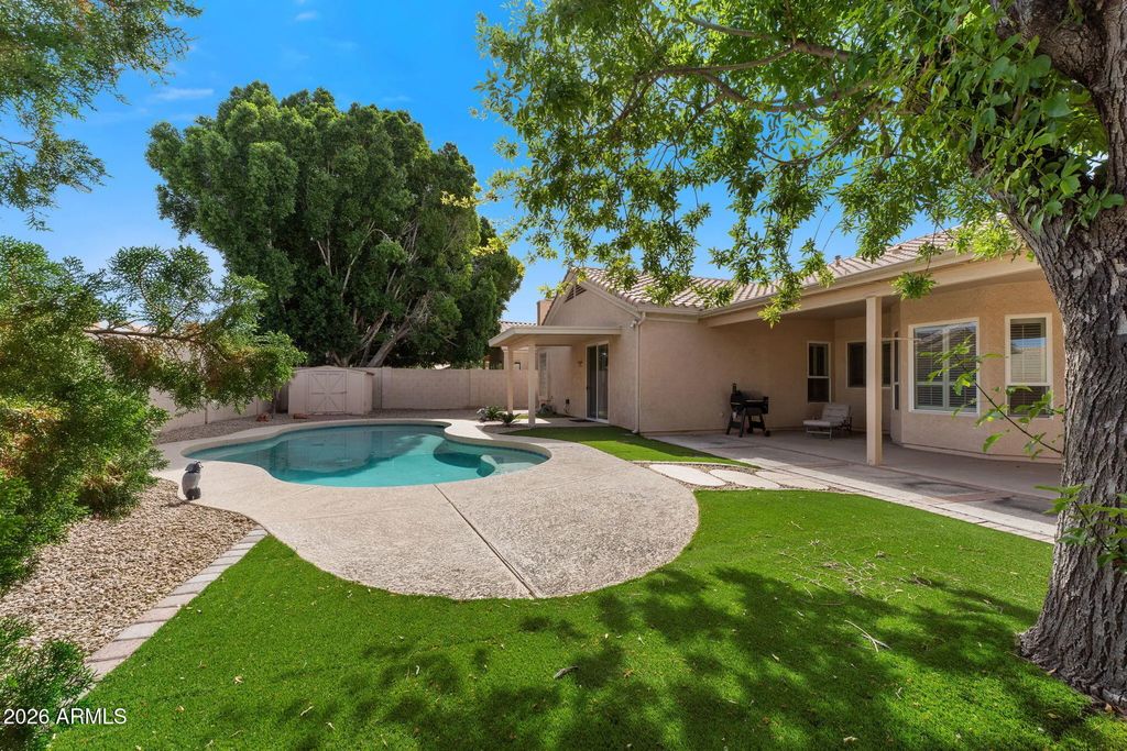 1252 W Bruce Avenue, Gilbert