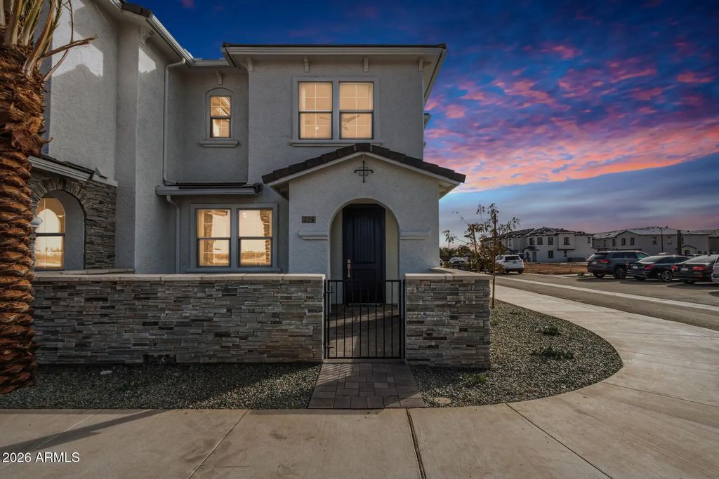 13975 W Luke 115 Parkway (unit 115), Surprise