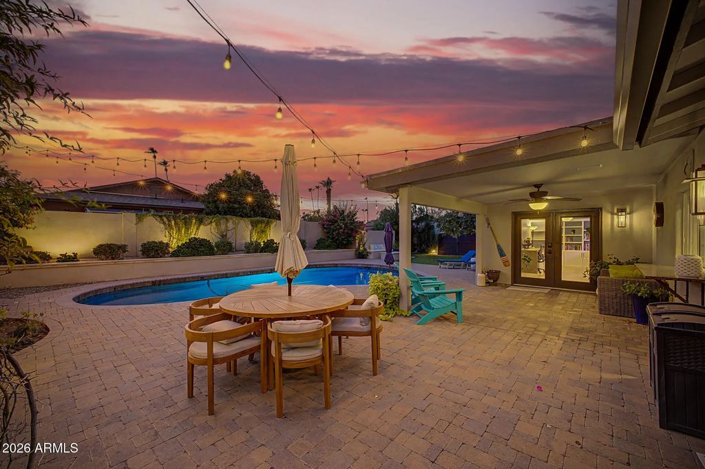 7062 N Via De Los Ninos, Scottsdale