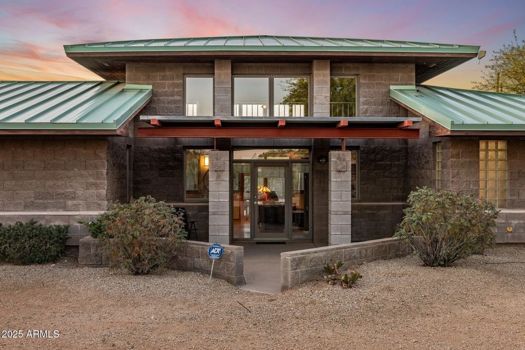 6106 E Montgomery Road, Cave Creek