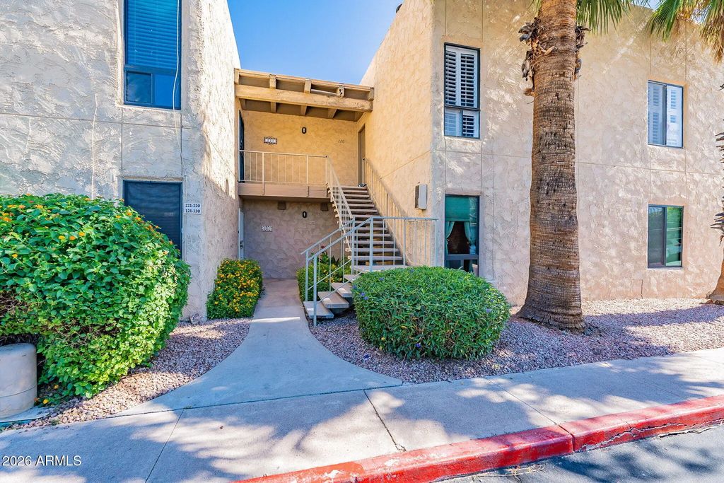 4950 N Miller Road (unit 220), Scottsdale