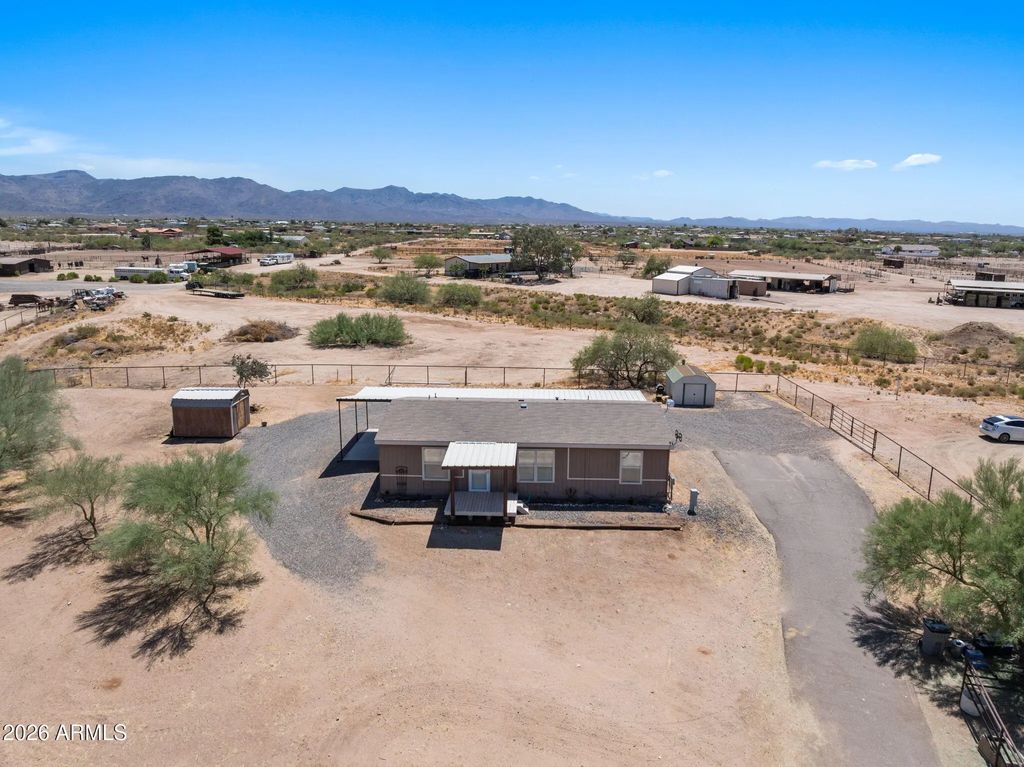 27565 S Clydesdale Avenue, Congress