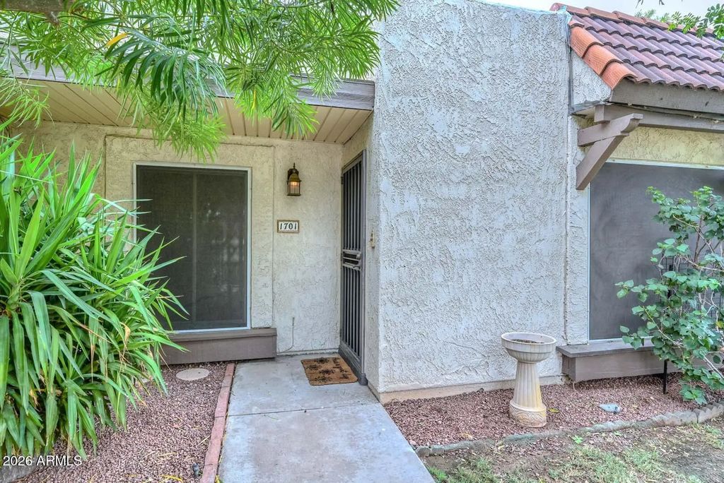 1701 N Miller Road, Scottsdale