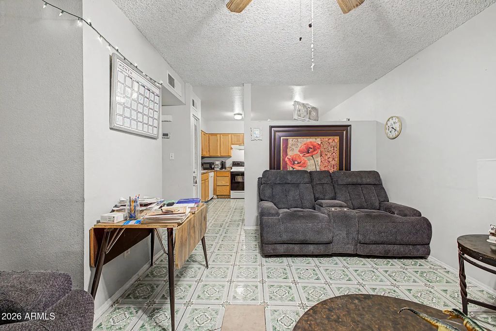 830 S Dobson Road (unit 11), Mesa