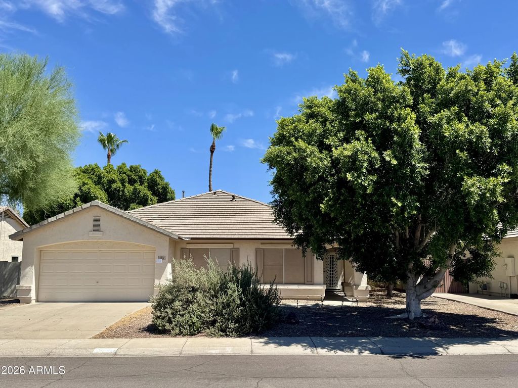 6510 W Behrend Drive, Glendale