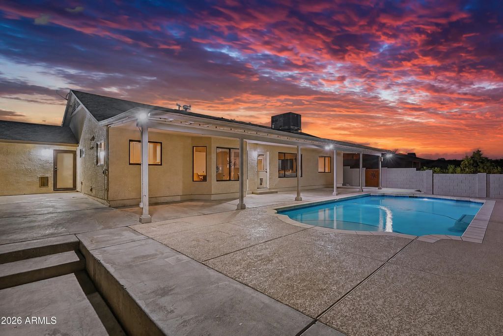 5001 N Tuthill Road, Litchfield Park