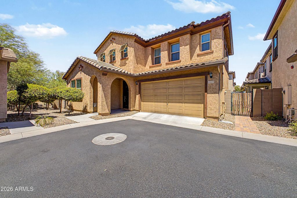 4640 E Beck Lane, Phoenix