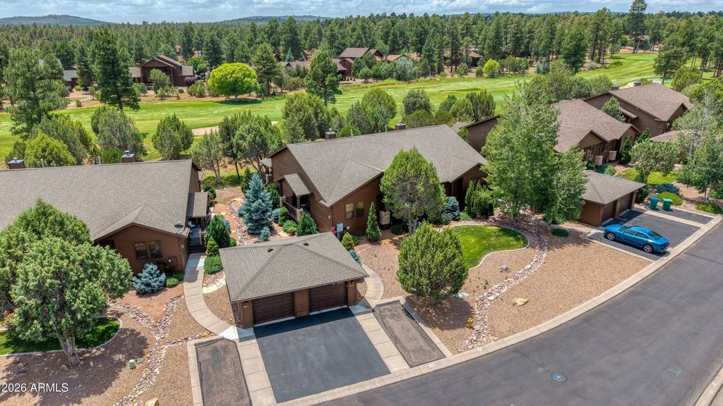 2821 W Villa Loop, Show Low